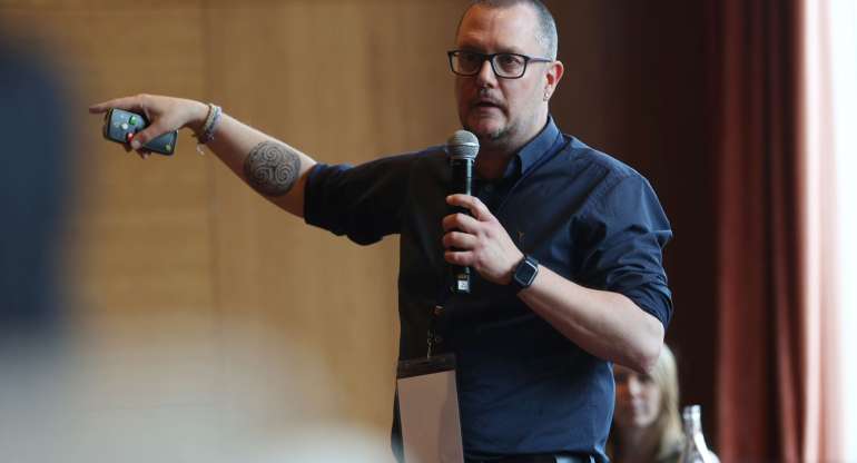 Enrique C. <a href="https://www.linkedin.com/in/enriqueconches/" target="_blank" style="margin-left:6px;">   <img src="https://cdn-icons-png.flaticon.com/512/174/174857.png"         alt="LinkedIn"         style="width:18px; height:auto; vertical-align:middle;"> </a>