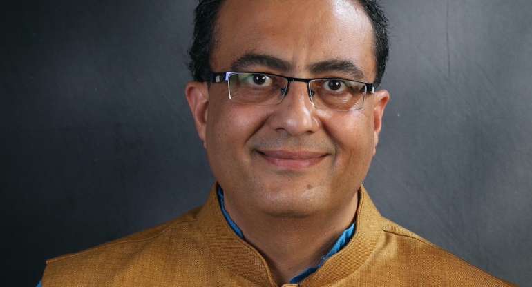 Dr. Rishi K  <a href="https://www.linkedin.com/in/rishik1972/" target="_blank" style="margin-left:6px;">   <img src="https://cdn-icons-png.flaticon.com/512/174/174857.png"         alt="LinkedIn"         style="width:18px; height:auto; vertical-align:middle;"> </a>